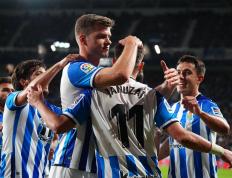 开云官网-塞维利亚完胜波兰，马尔基尼奥斯一己之力扛起全队的简单介绍