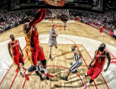 开云体育中国-东方匕首刺穿桑巴舞步，三笘薰的罗马一夜，如何重写足球叙事？