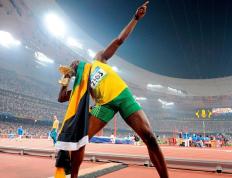 开云体育平台APP-我们时代并存着两种伟大胜利，热火窒息太阳，东契奇在芝加哥下起三分雨