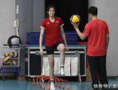开云体育中国-包含队员伤愈复出，重返球场是否能为球队带来转机的词条