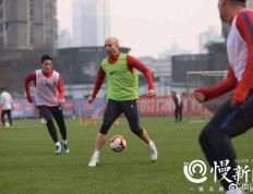开云体育下载-重庆斯威首秀新外援，球队迎来变化