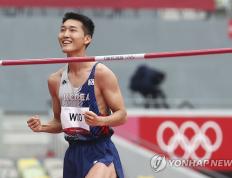 开云官方app入口-新加坡射箭选手摘金，成为焦点