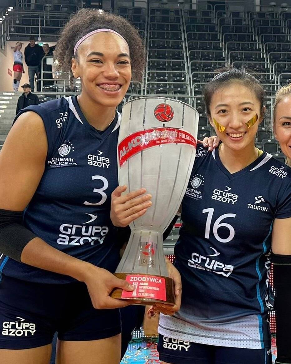 开云体育官方网站-塞尔维亚女足表现稳健首度登顶积分榜