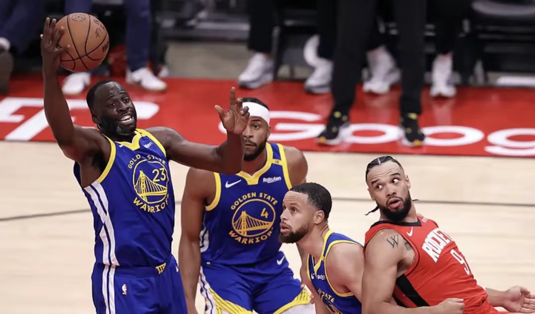 开云平台-NBA总决赛首场比赛，勇士队险胜火箭队！