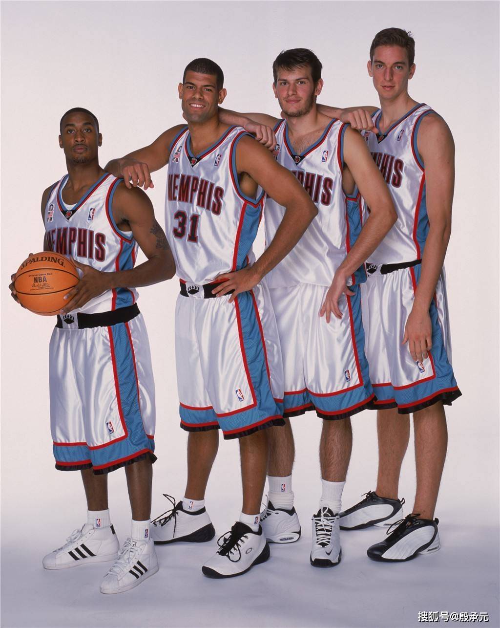 开云体育中国-灰熊队后卫波比入选全明星阵容，创造历史的简单介绍