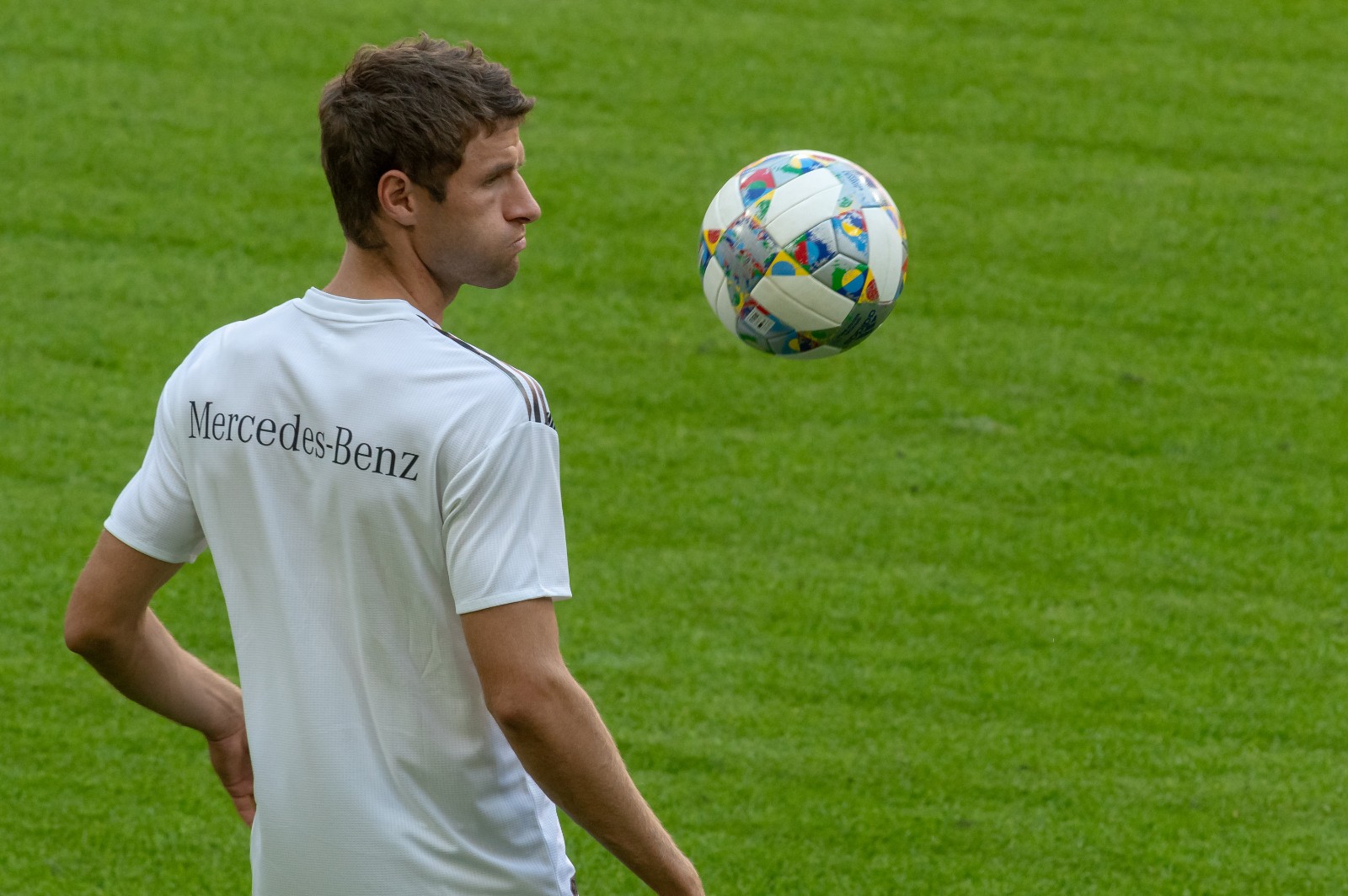 开云官网-摩恩查玛队在德国联赛中取得惊人胜利