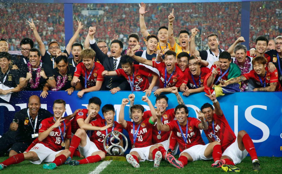 开云体育官方网站-防守反击战术高效，球队取胜信心倍增