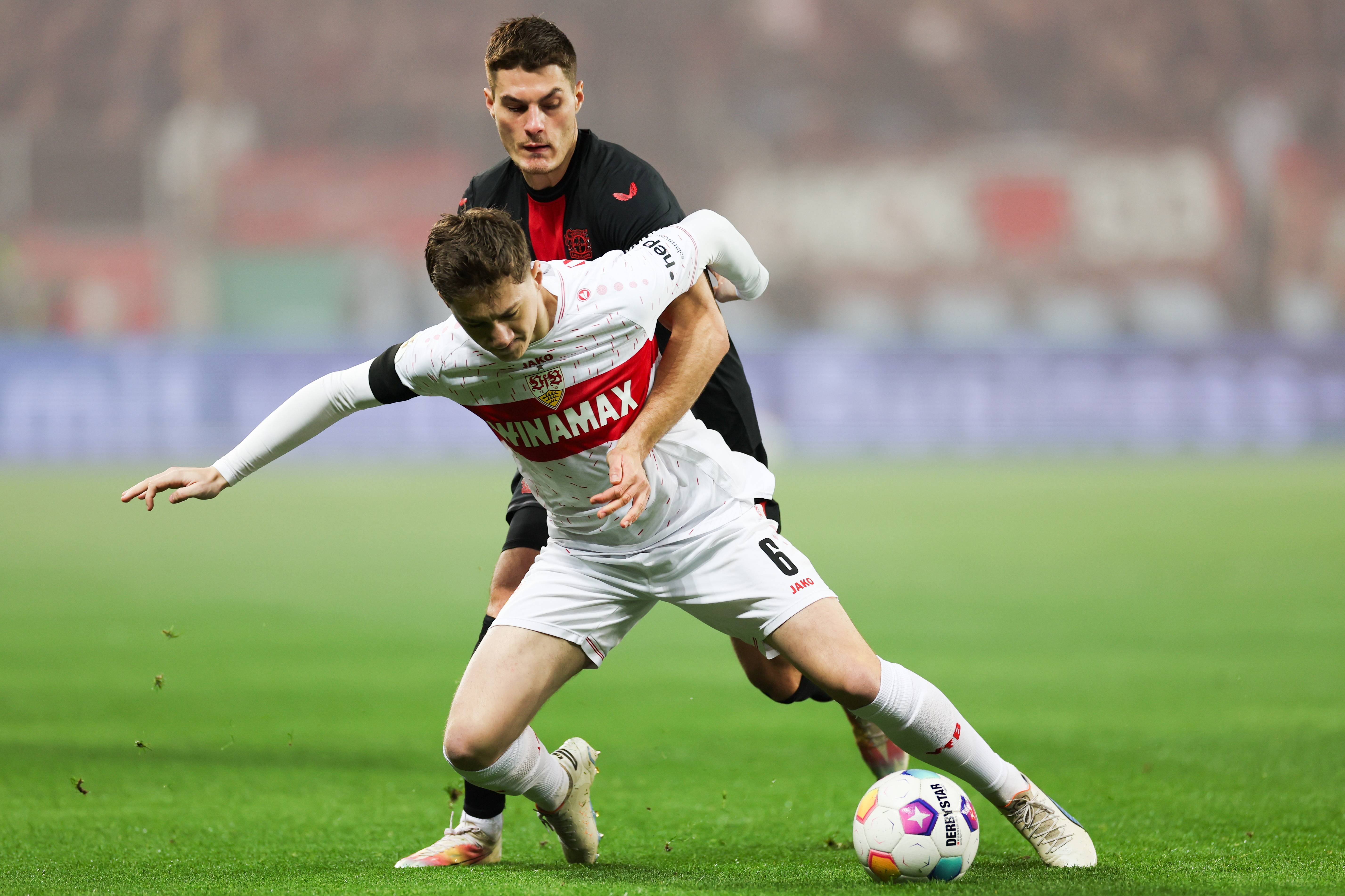 开云体育官方网站-科隆主场大胜汉堡，追赶榜首位置的简单介绍