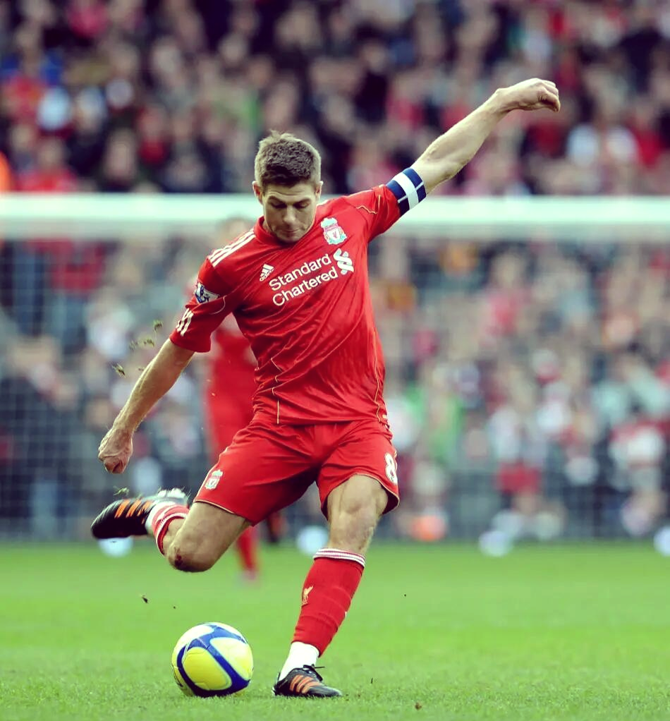 开云APP-沙尔克04客场大胜，重返正轨再现实力